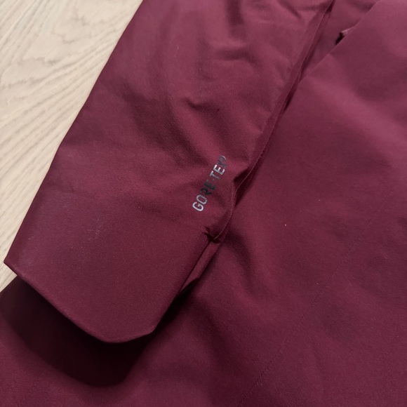 Sold - Picture 4 of 16